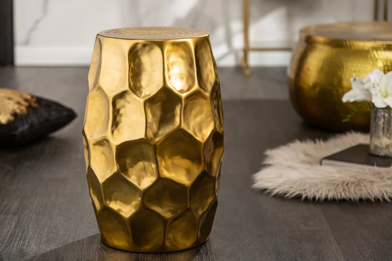 Table d'appoint artisanale ORGANIC ORIENT 50cm métal doré martelé design ronde