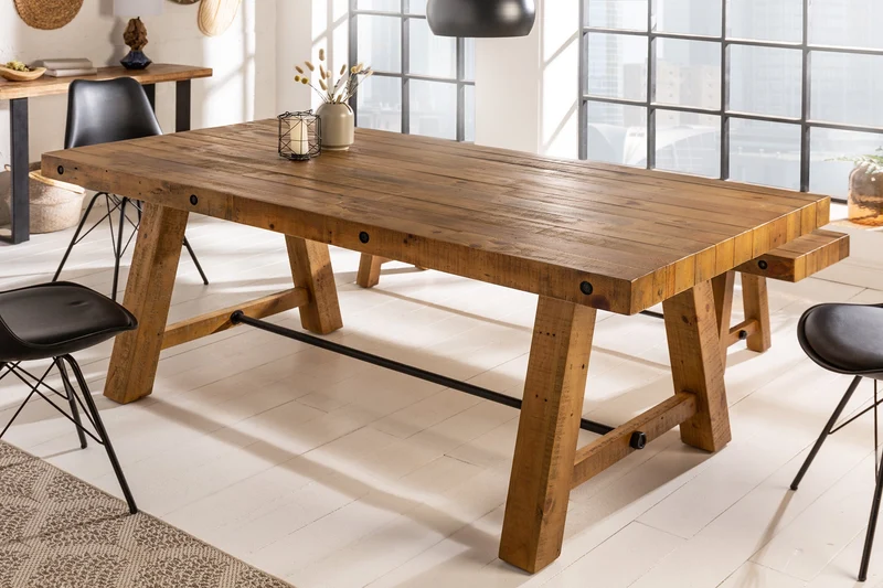 Table à manger solide FINCA 165 cm vintage marron en pin recyclé design industriel