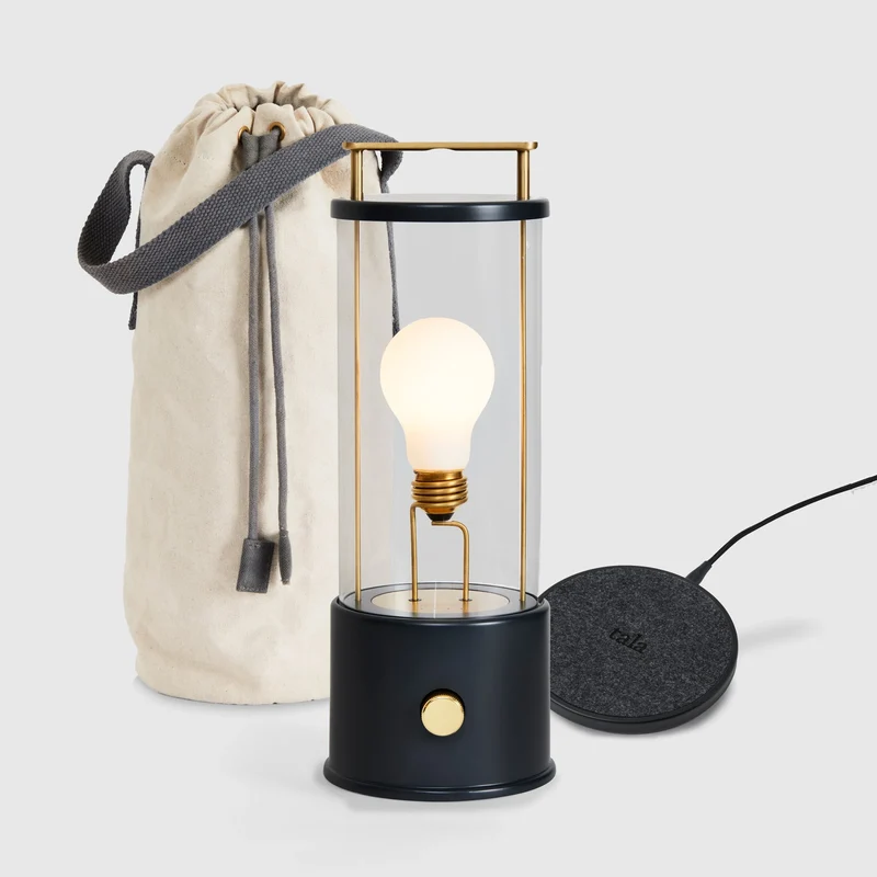 The Muse 1.0 Portable Lamp in Hackles Black Bundle