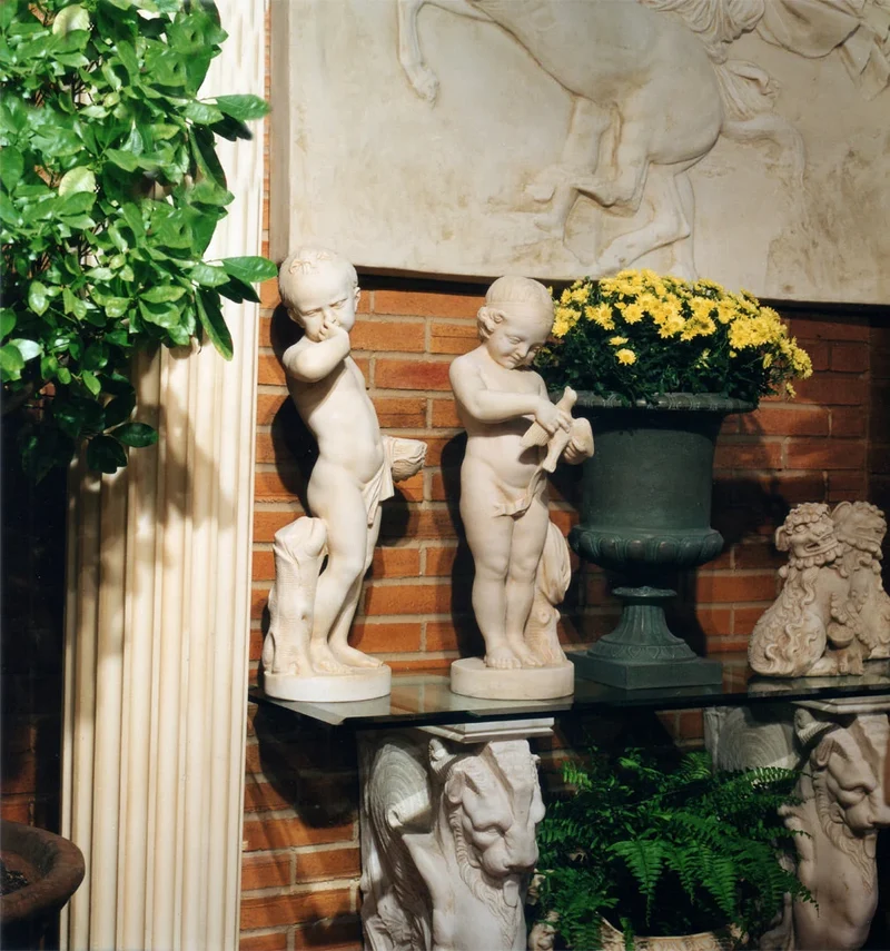 Urne extérieure classique - grande sculpture en marbre blanc
