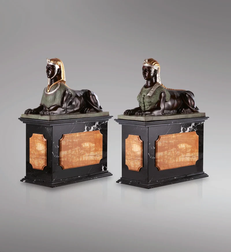 Paire des sphinx classiques - sculpture en bronze