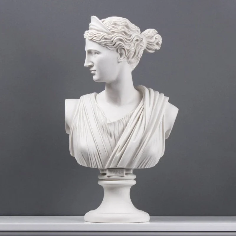 Buste de Diane Chasseresse - sculpture en marbre
