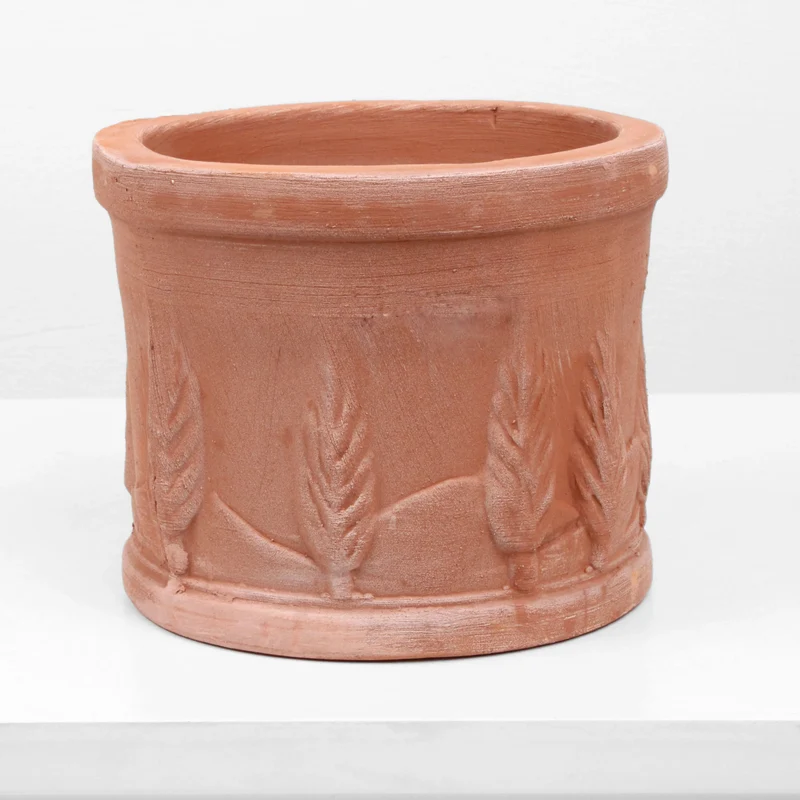 Petit pot de fleurs en terre cuite