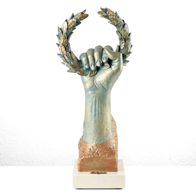 Sculpture Champion « Proelior » par Anglada sur Base en Marbre