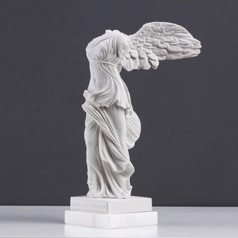 Sculpture Niké - Déesse de la victoire (petite taille) - sculpture en marbre