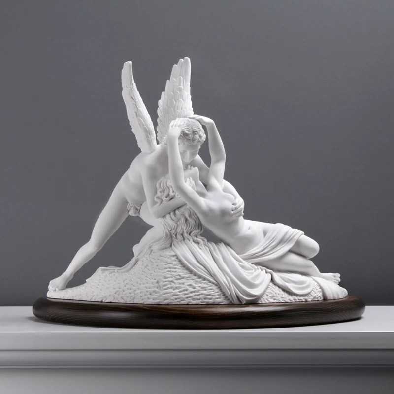 Sculpture Psyché ranimée par le baiser de l'Amour - sculpture en marbre