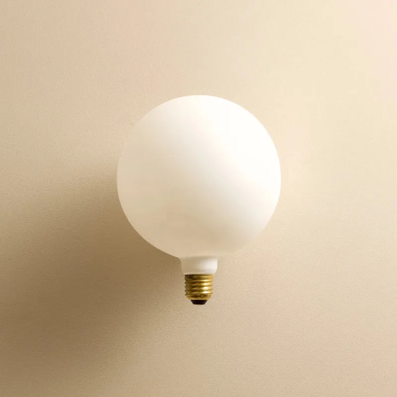Sphere IV E27 Dim-to-Warm LED Bulb