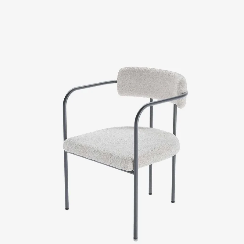 Chaise de salle manger tapiss e avec accoudoirs bouclette blanche Barbara