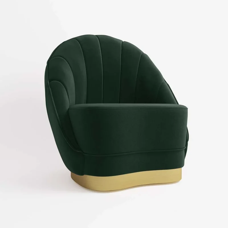 Fauteuil en velours vert sapin, base cerclage dor effet laiton