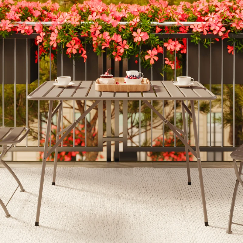 Table de jardin Yumi pliante en métal taupe 4 personnes