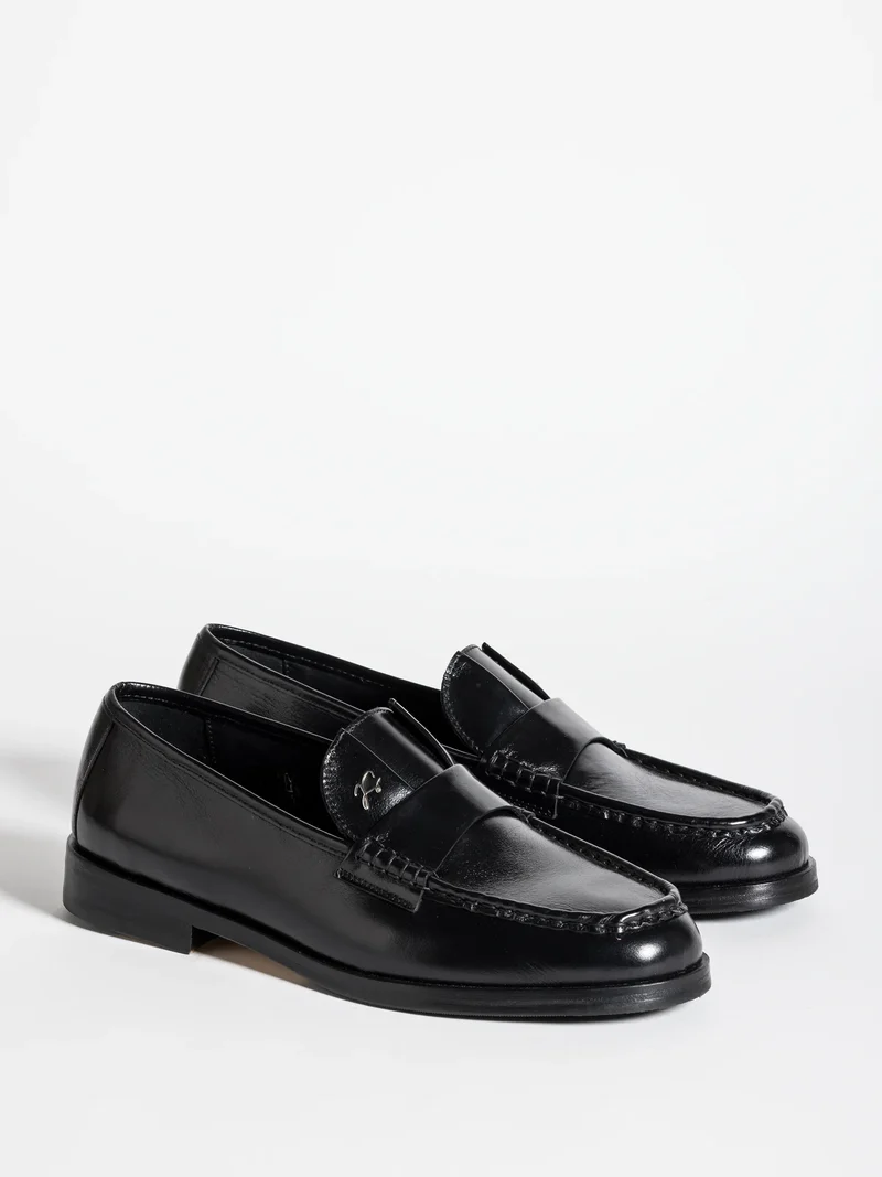 MOLIÈRE BLACK